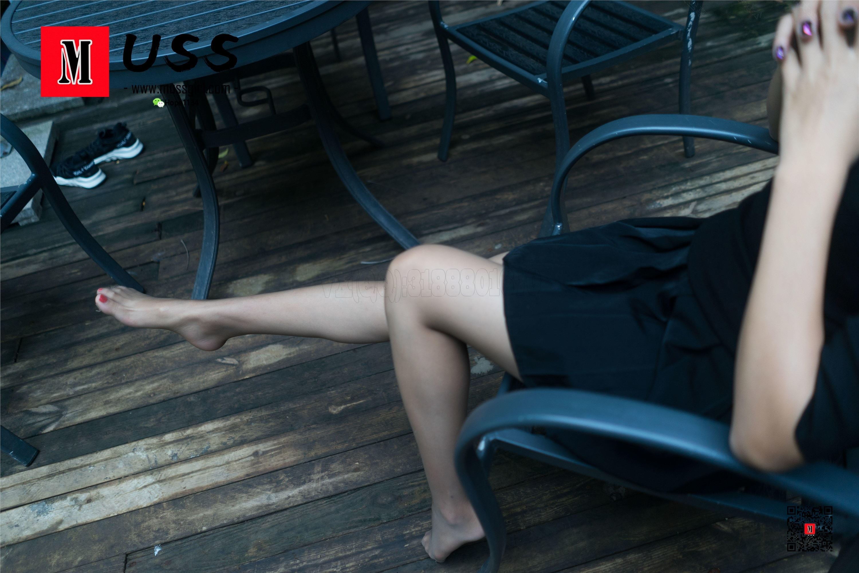 MussGirl慕丝女郎  NO.267-院落一角的黑丝足迹